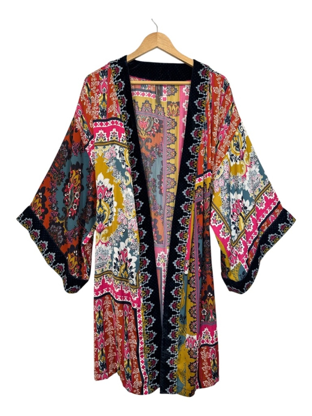 Title: By Anthropologie Zadie Velvet Patchwork Kimono Robe M/L Print Pockets :)